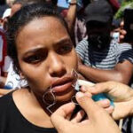 #Photos: Migrants sew their mouths shut as they begin a hunger strike to demand free transit through Mexico to US border