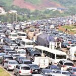 Heavy Holdup As Trailer Breaks Down On Abuja Road